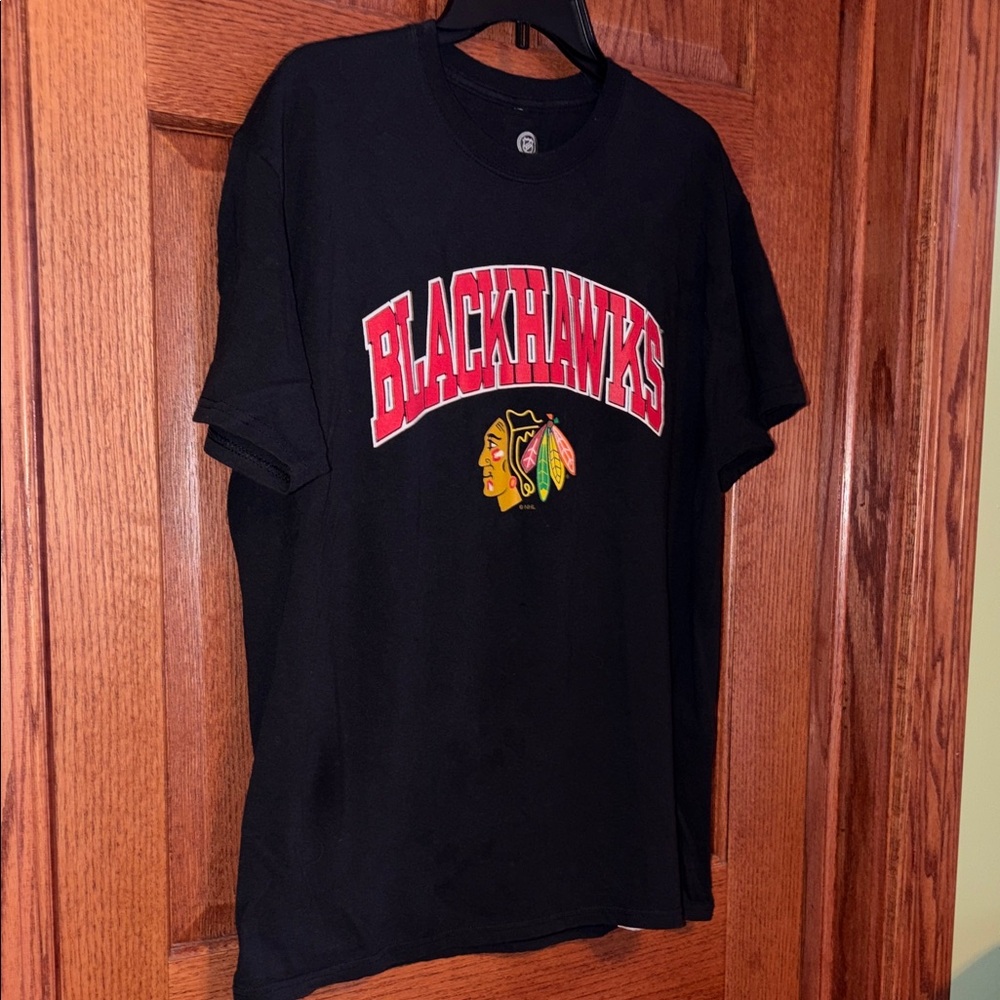 NHL Blackhawks Black and Red Tee